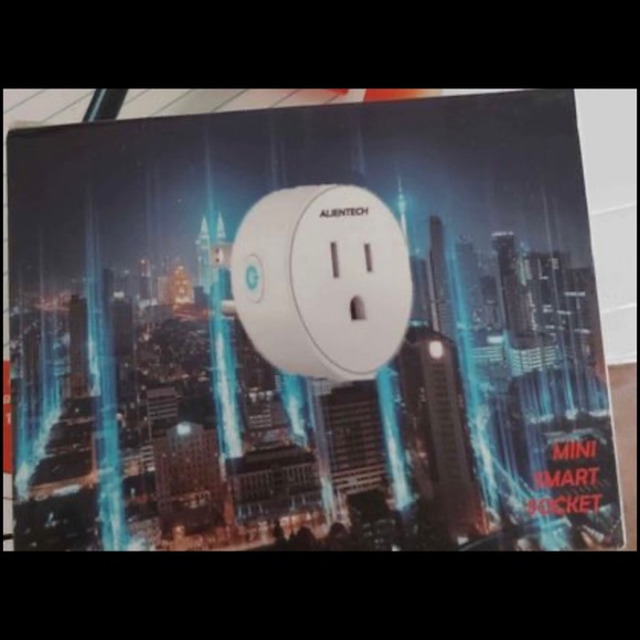 WiFi smart plug works with Alexa, Google Home, Mini - Picture 2 of 5